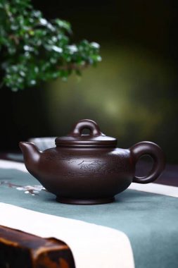 范丽英工艺美术师