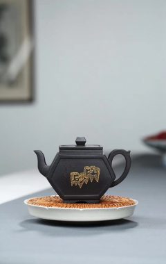 范洪明工艺美术师